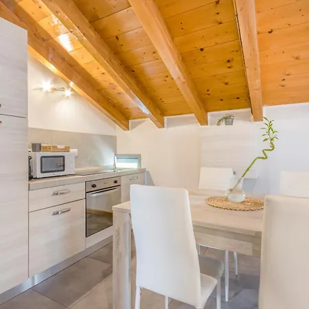 아파트 Stazione 200m - Wifi - Aria Condizionata - Smart Tv *