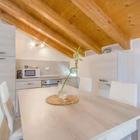 Stazione 200m - Wifi - Aria Condizionata - Smart Tv * 파르마