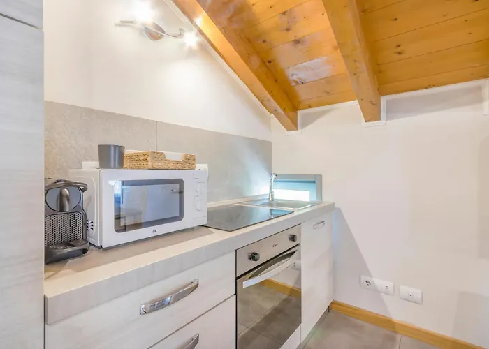 Stazione 200m - Wifi - Aria Condizionata - Smart Tv *